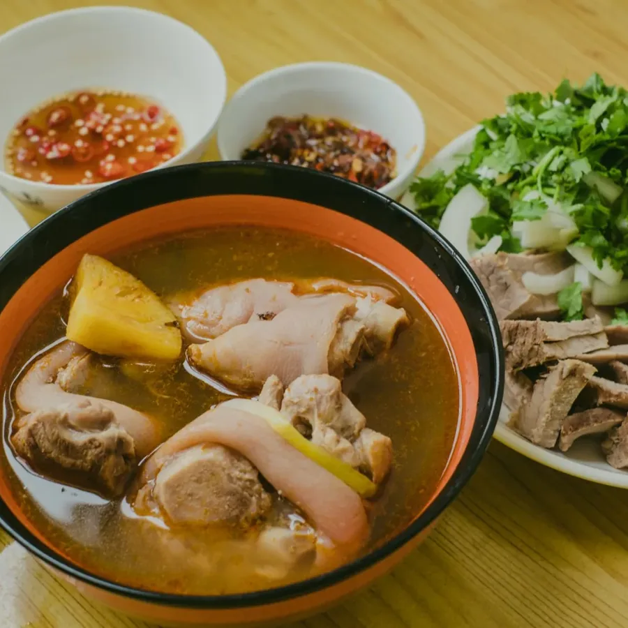 Cơm tấm sườn